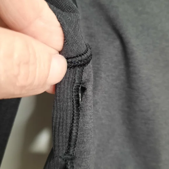 Lululemon Ebb to Street Long Sleeve Shirt Crop Top Womens Size 2 Gray Black - Picture 11 of 13